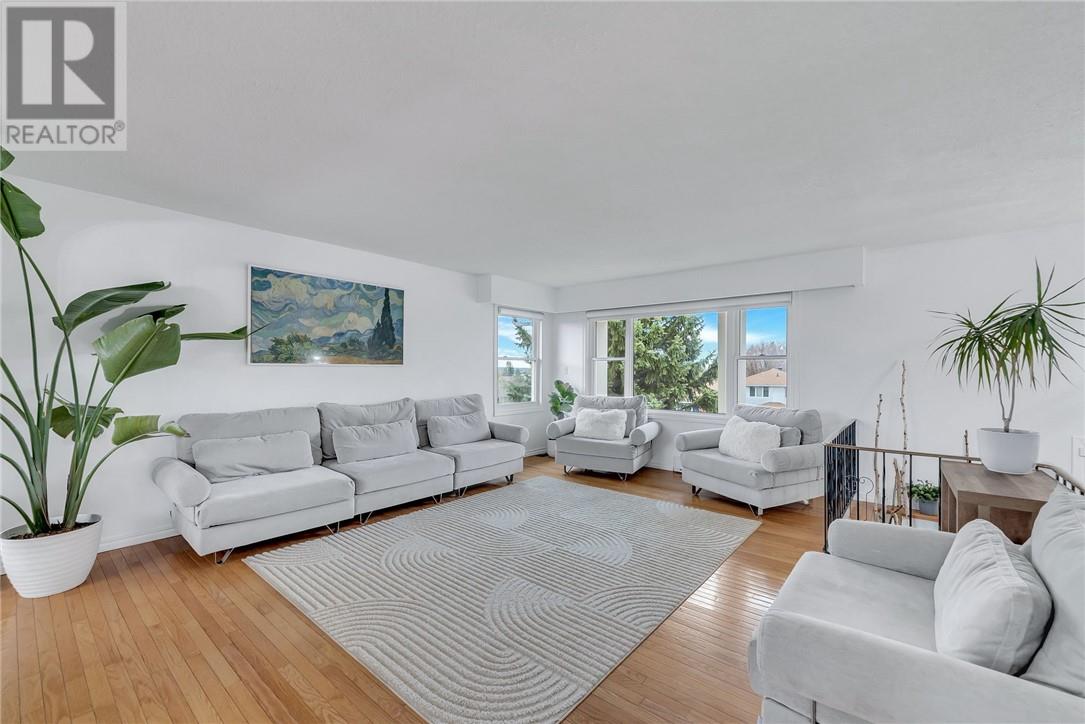 115 Windsor Crescent - 6