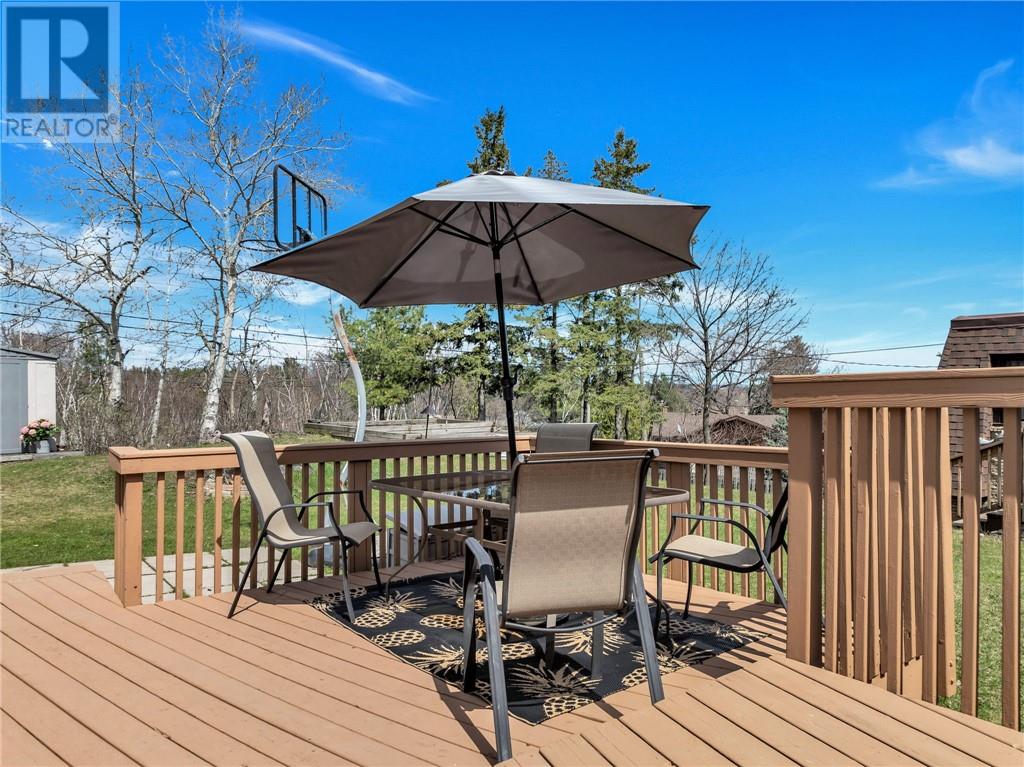 115 Windsor Crescent - 64