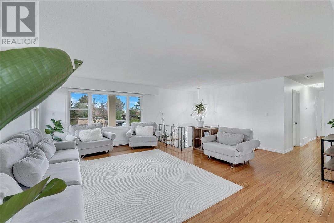 115 Windsor Crescent - 8