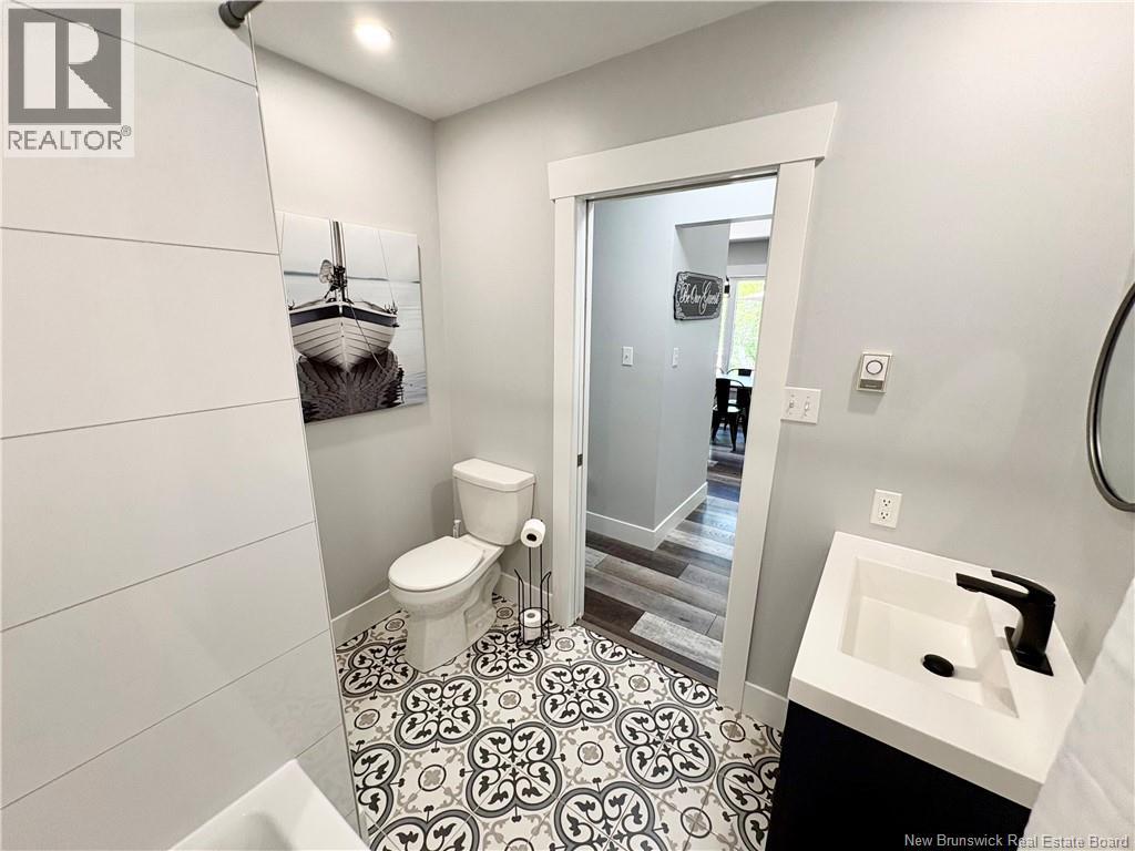 46 Surette - Image 15