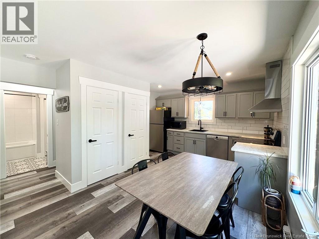 46 Surette - Image 2
