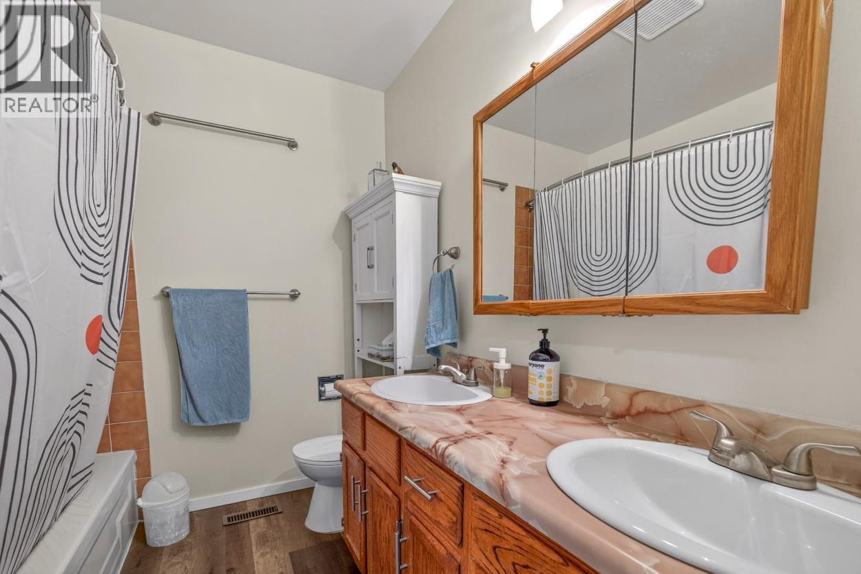 1241 PINYON Road - 39