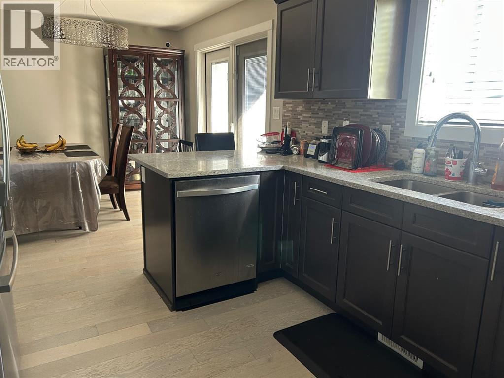 16 Blue Heron Court S - 10