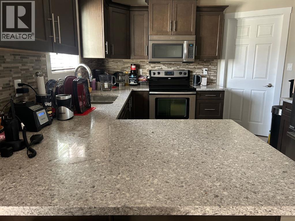 16 Blue Heron Court S - 8