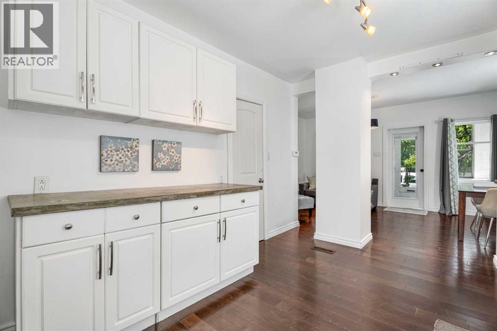 213 7A Street NE — photo 15