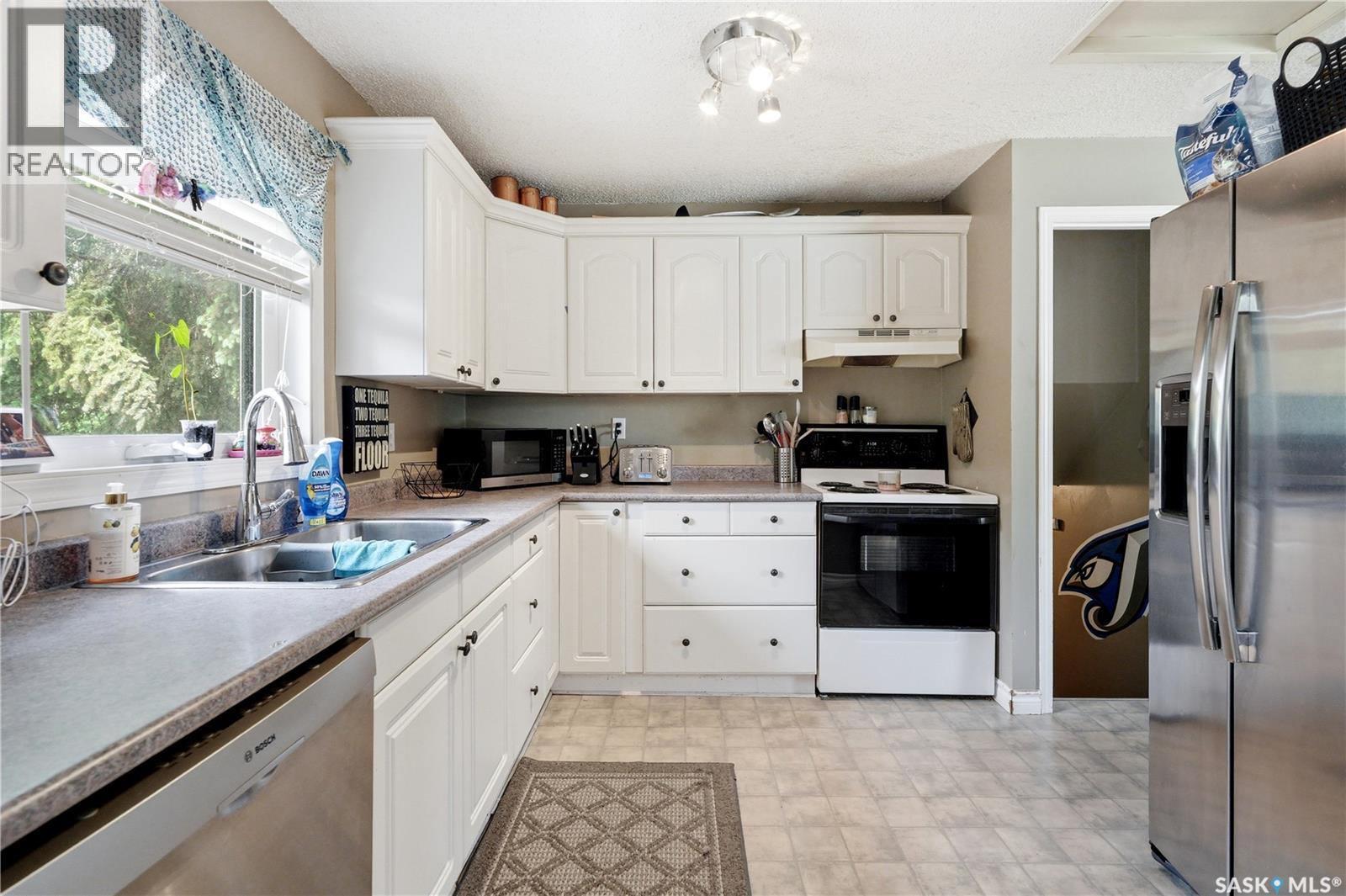350 Weyakwin DRIVE — photo 6