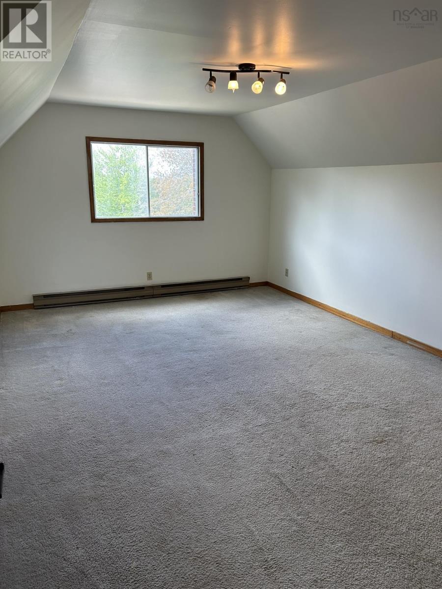 Property 24 of 37 of 146 ABBEY Avenue