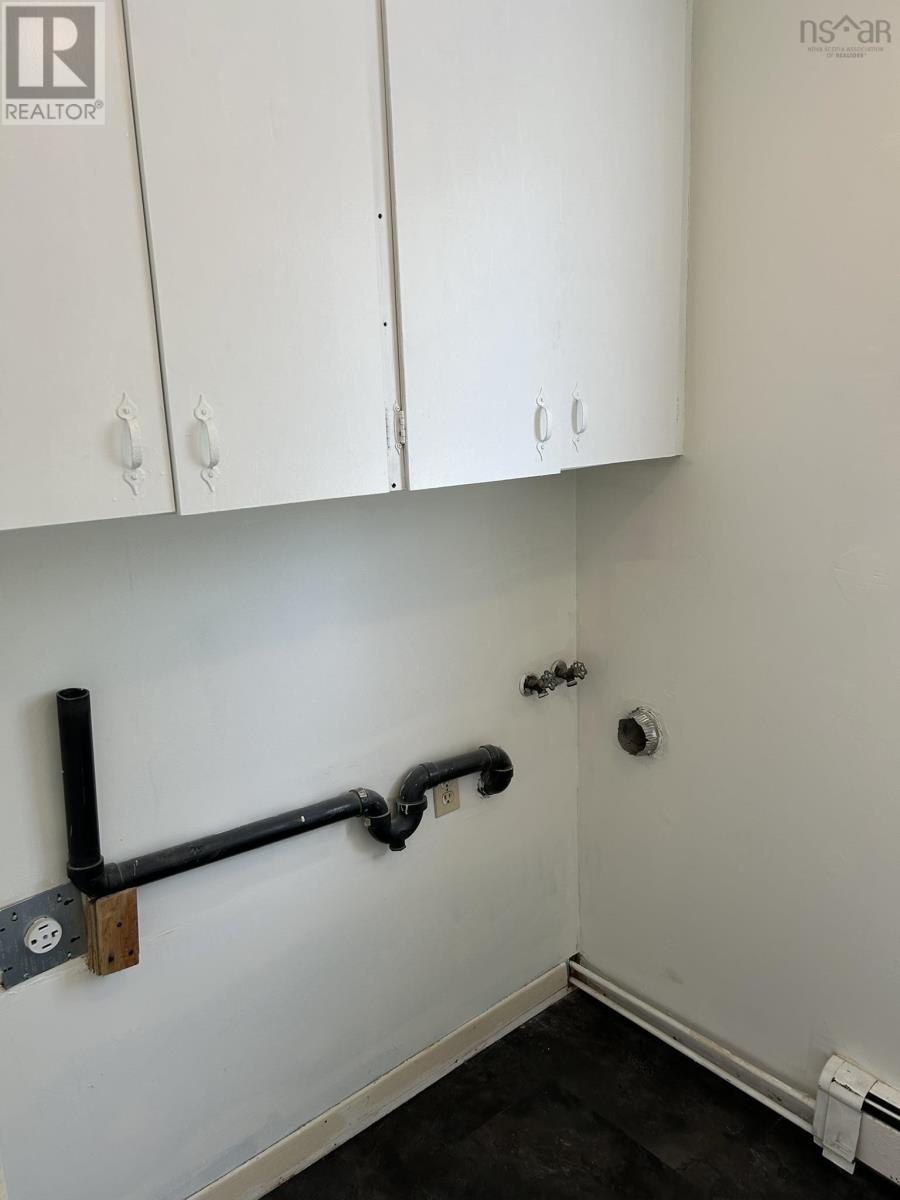 Property 20 of 37 of 146 ABBEY Avenue