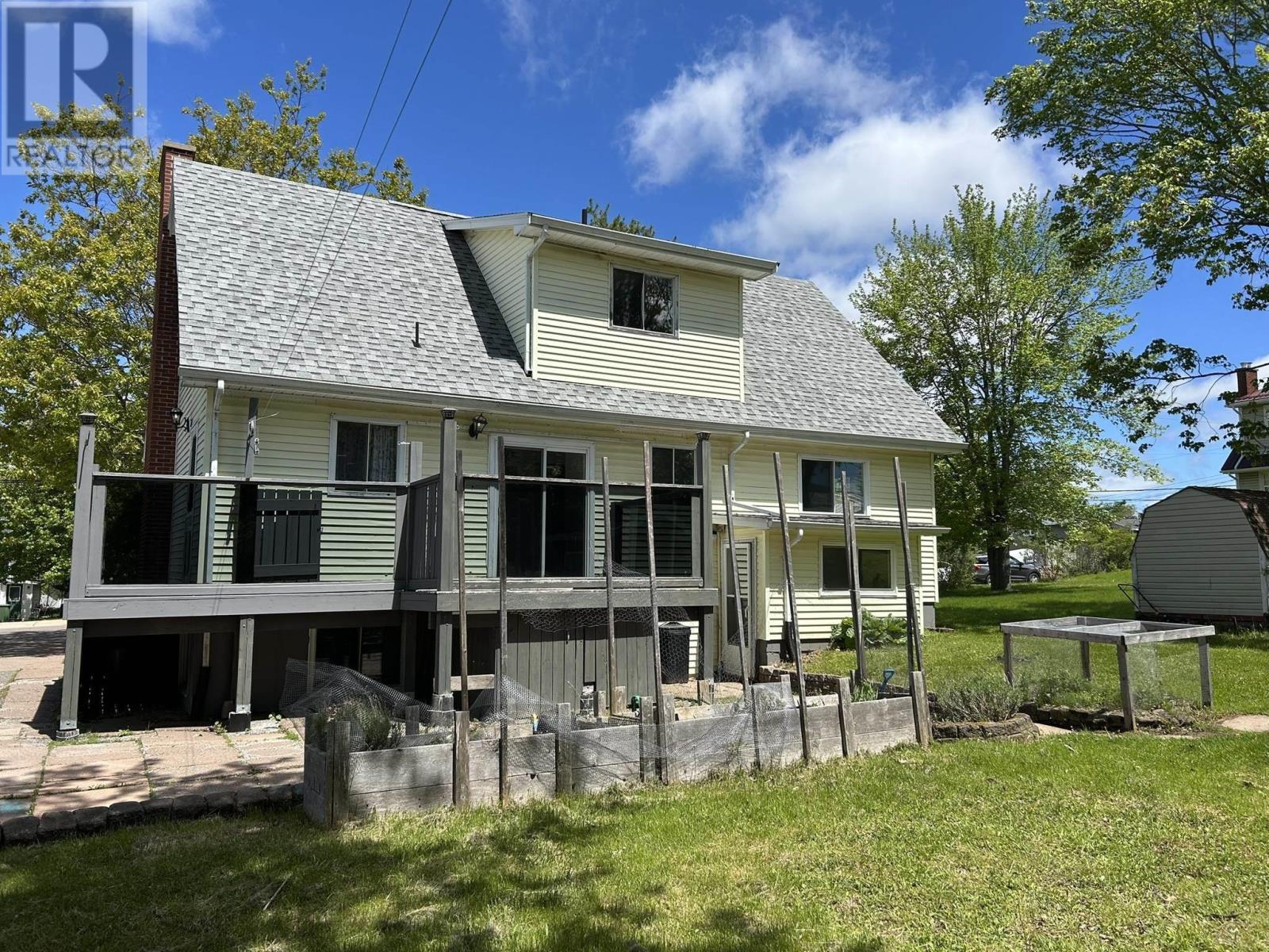 Property 37 of 37 of 146 ABBEY Avenue