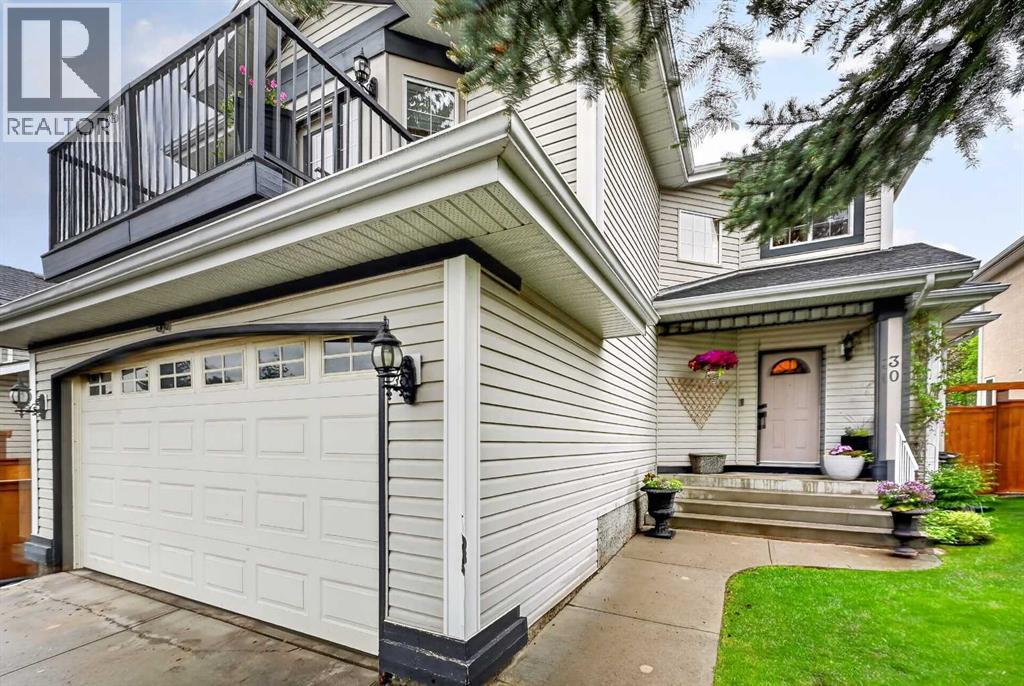 30 Douglasdale Point SE — photo 35