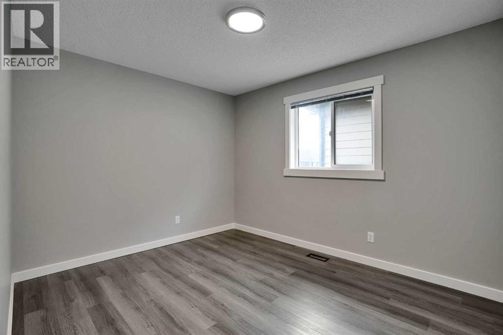 22 Sherwood Road NW - 38