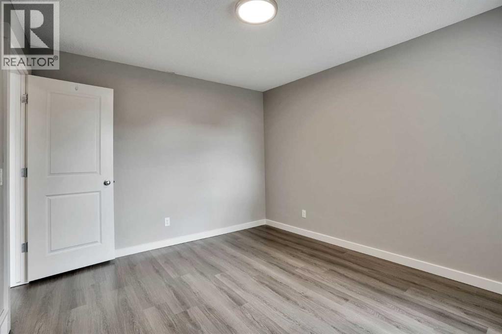 22 Sherwood Road NW - 36