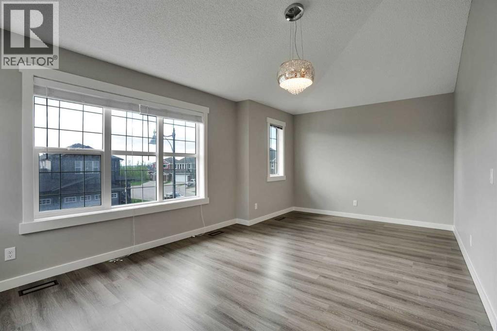 22 Sherwood Road NW - 40
