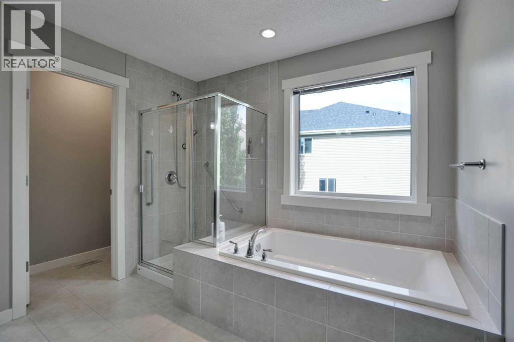 22 Sherwood Road NW - 27