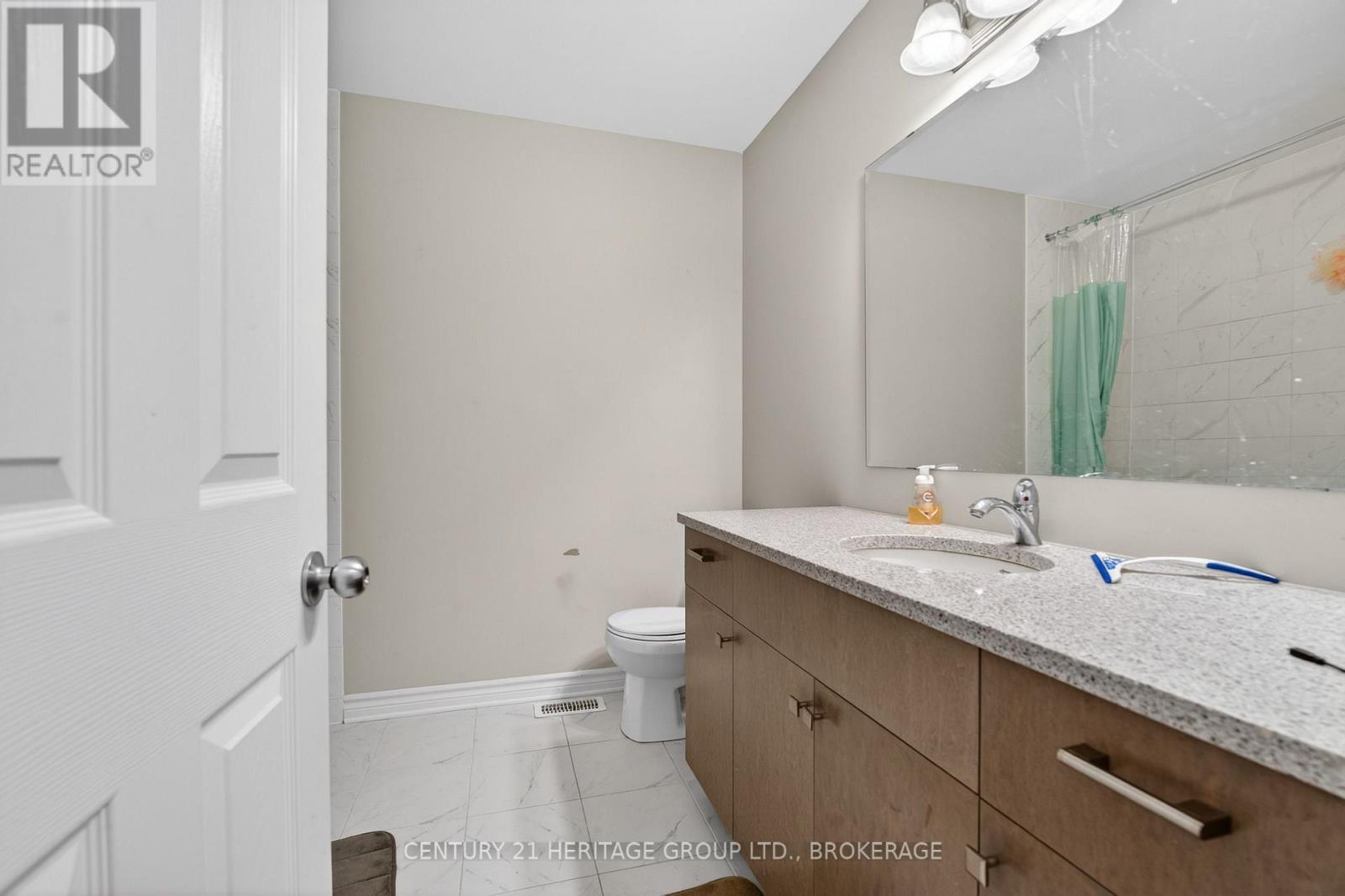 1364 DEMERS AVENUE - 17