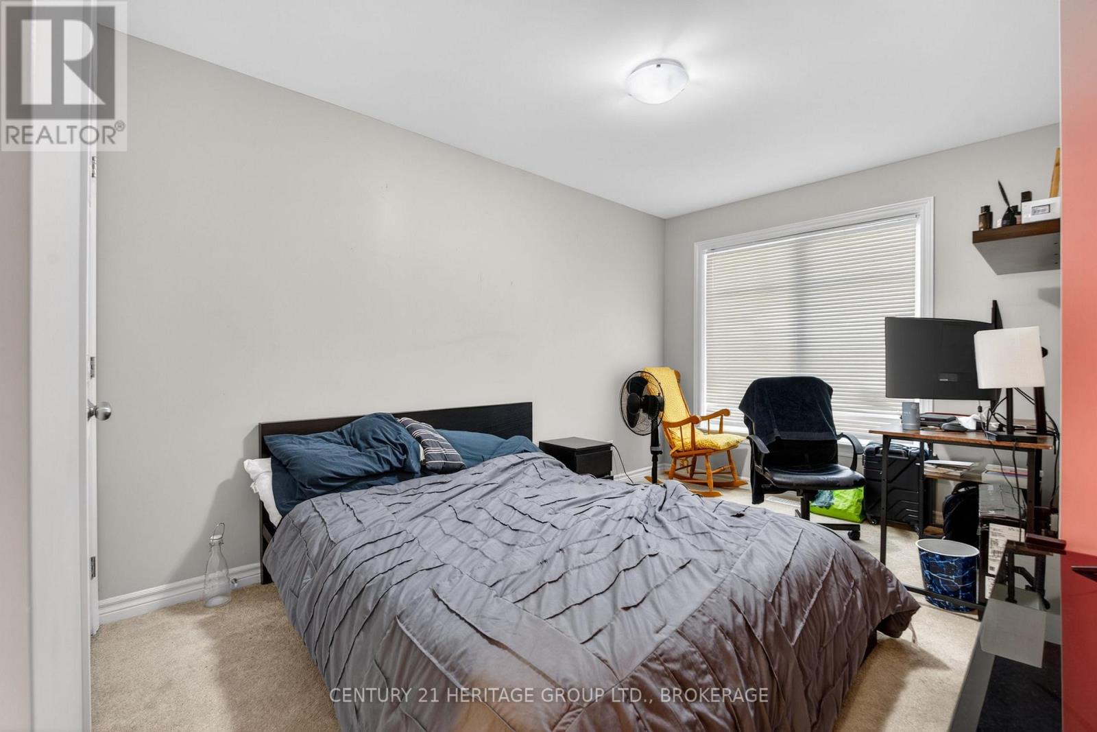 1364 DEMERS AVENUE - 21