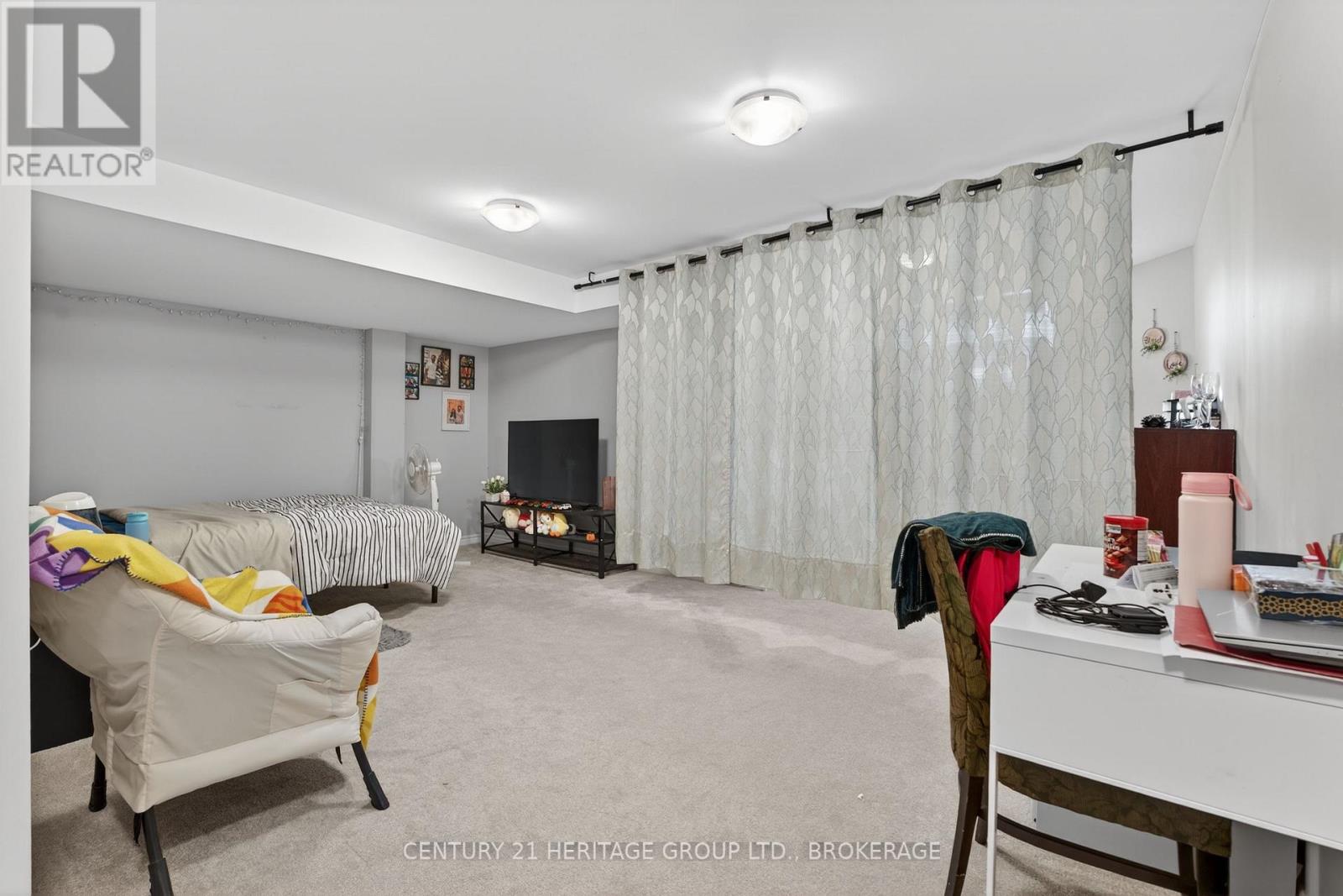 1364 DEMERS AVENUE - 24