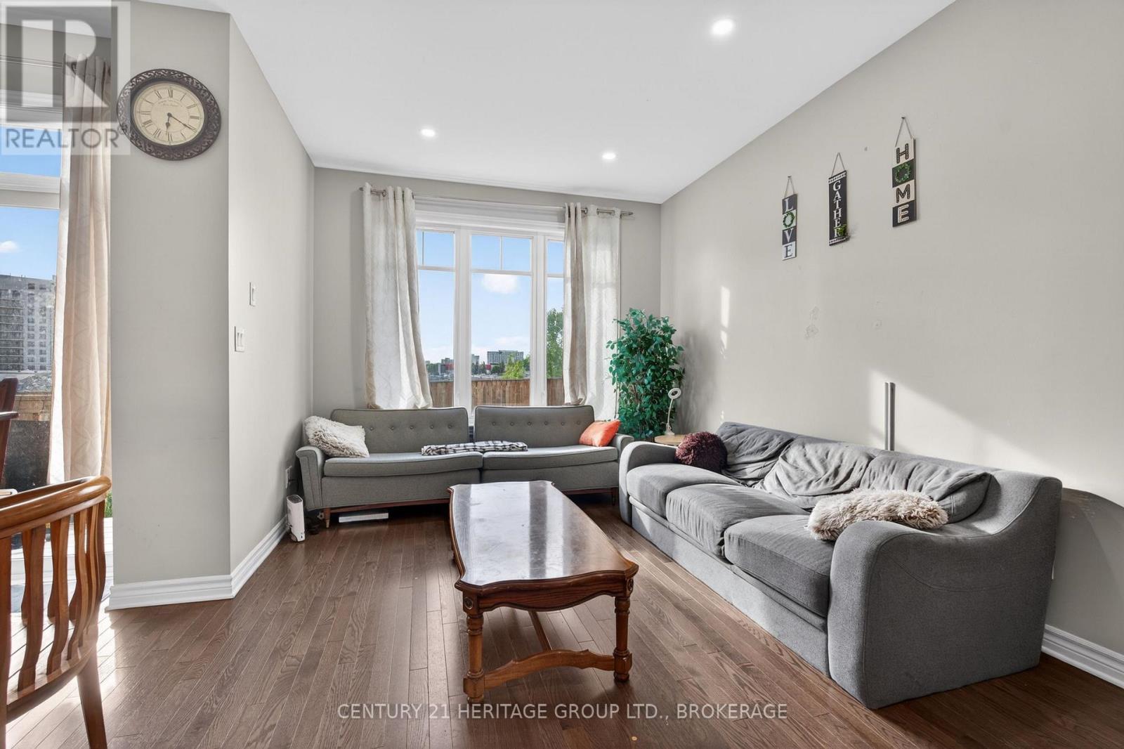 1364 DEMERS AVENUE - 7