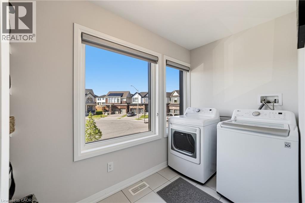 8 PINNACLE Court - 19