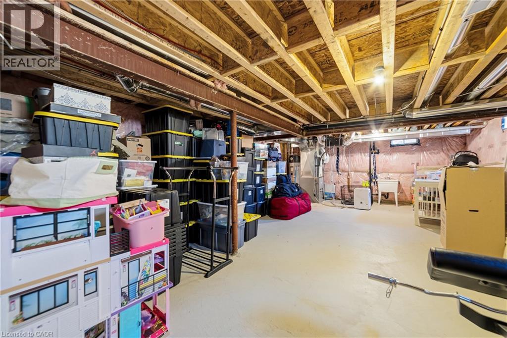 8 PINNACLE Court - 29
