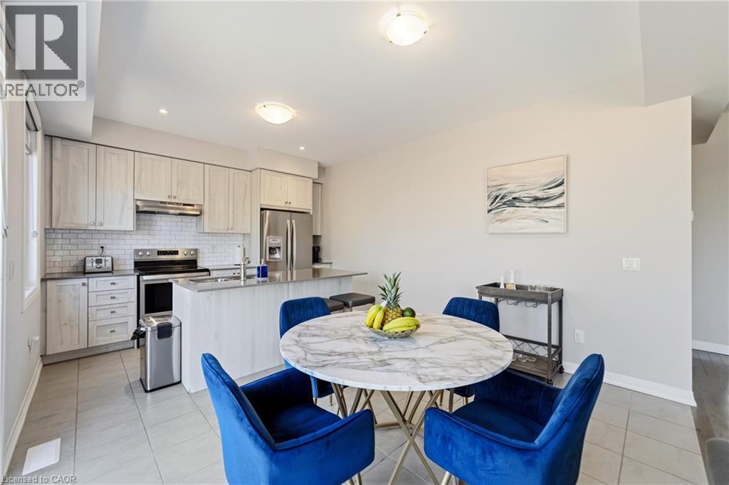 8 PINNACLE Court - 12