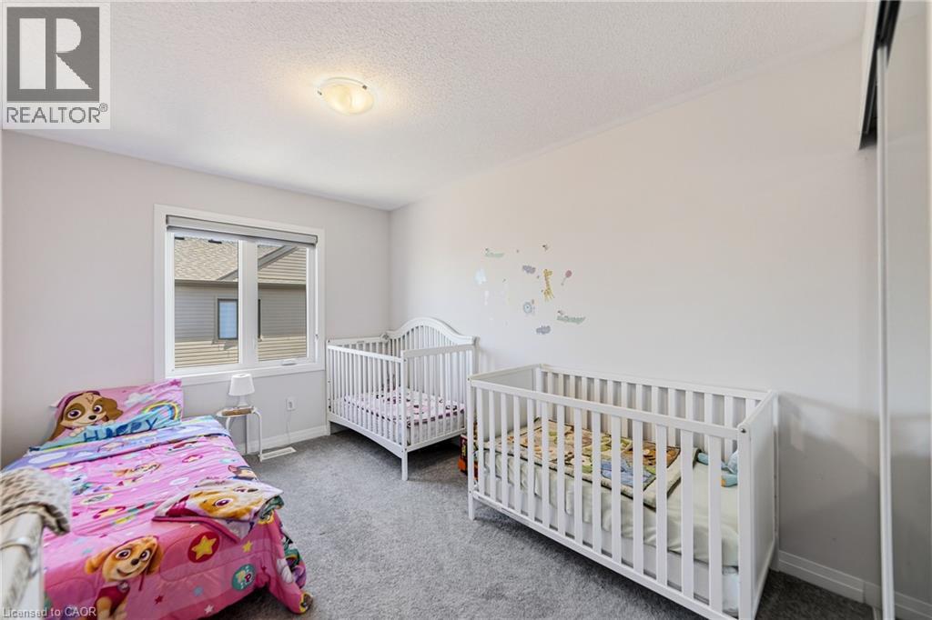8 PINNACLE Court - 26