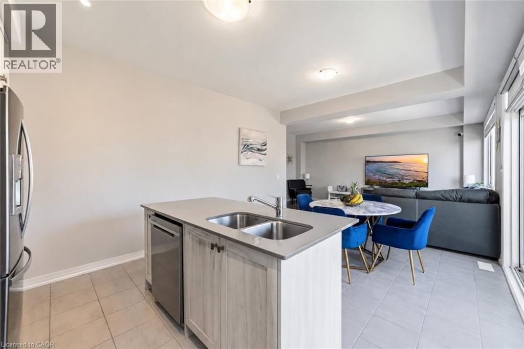8 PINNACLE Court - 15