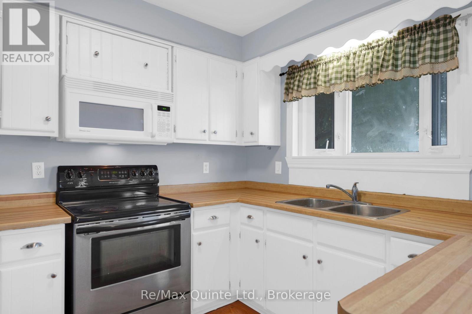 108 NICHOLAS STREET - 12