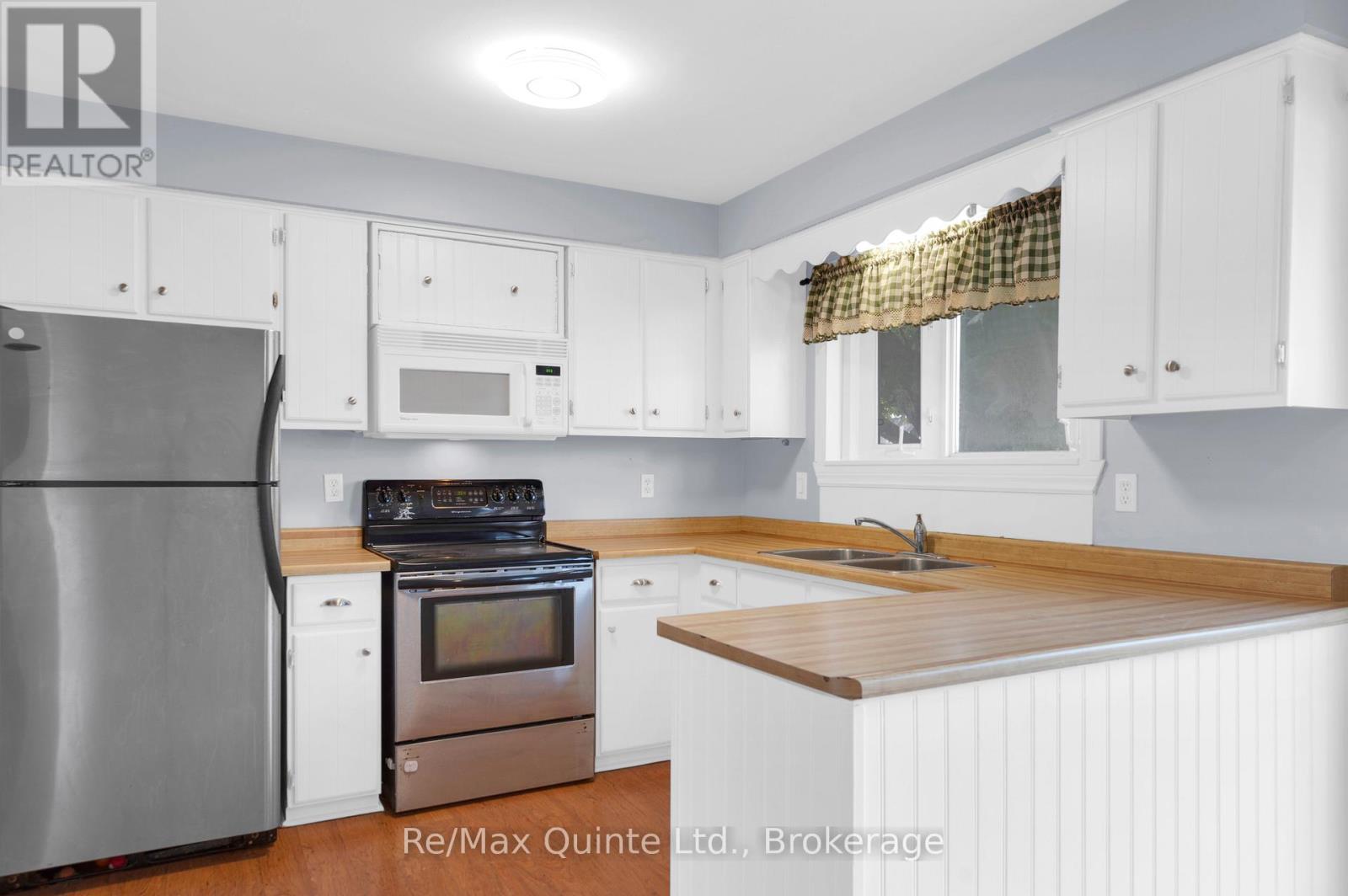 108 NICHOLAS STREET - 13