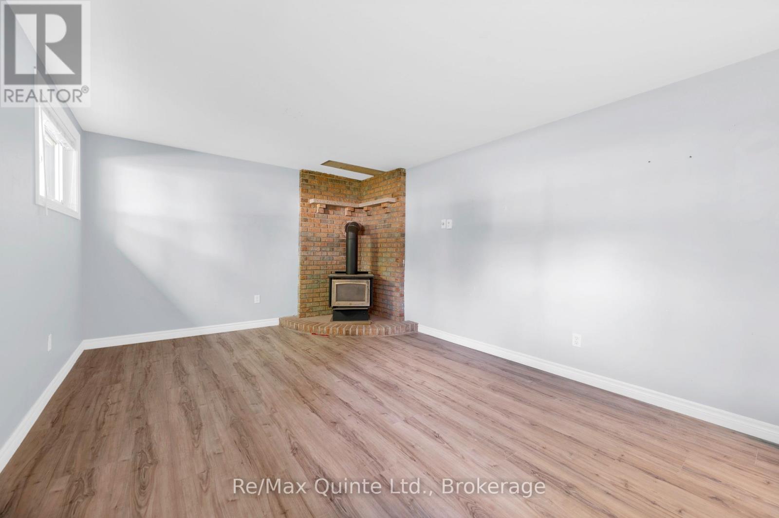 108 NICHOLAS STREET - 21