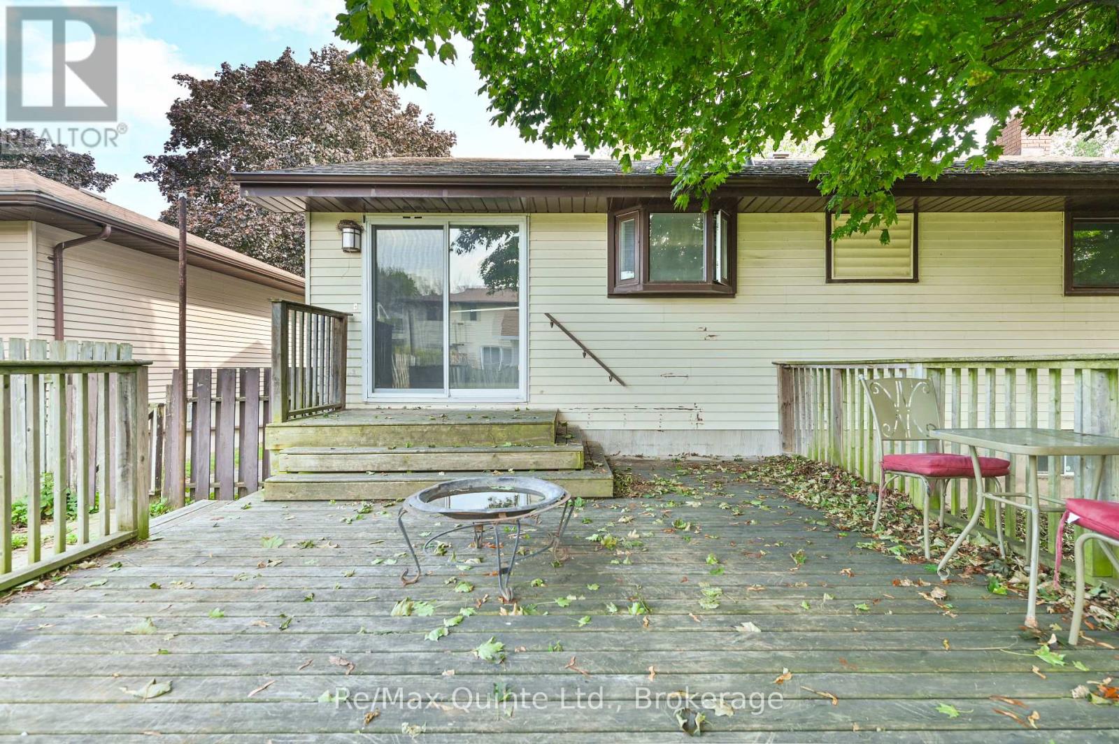 108 NICHOLAS STREET - 27