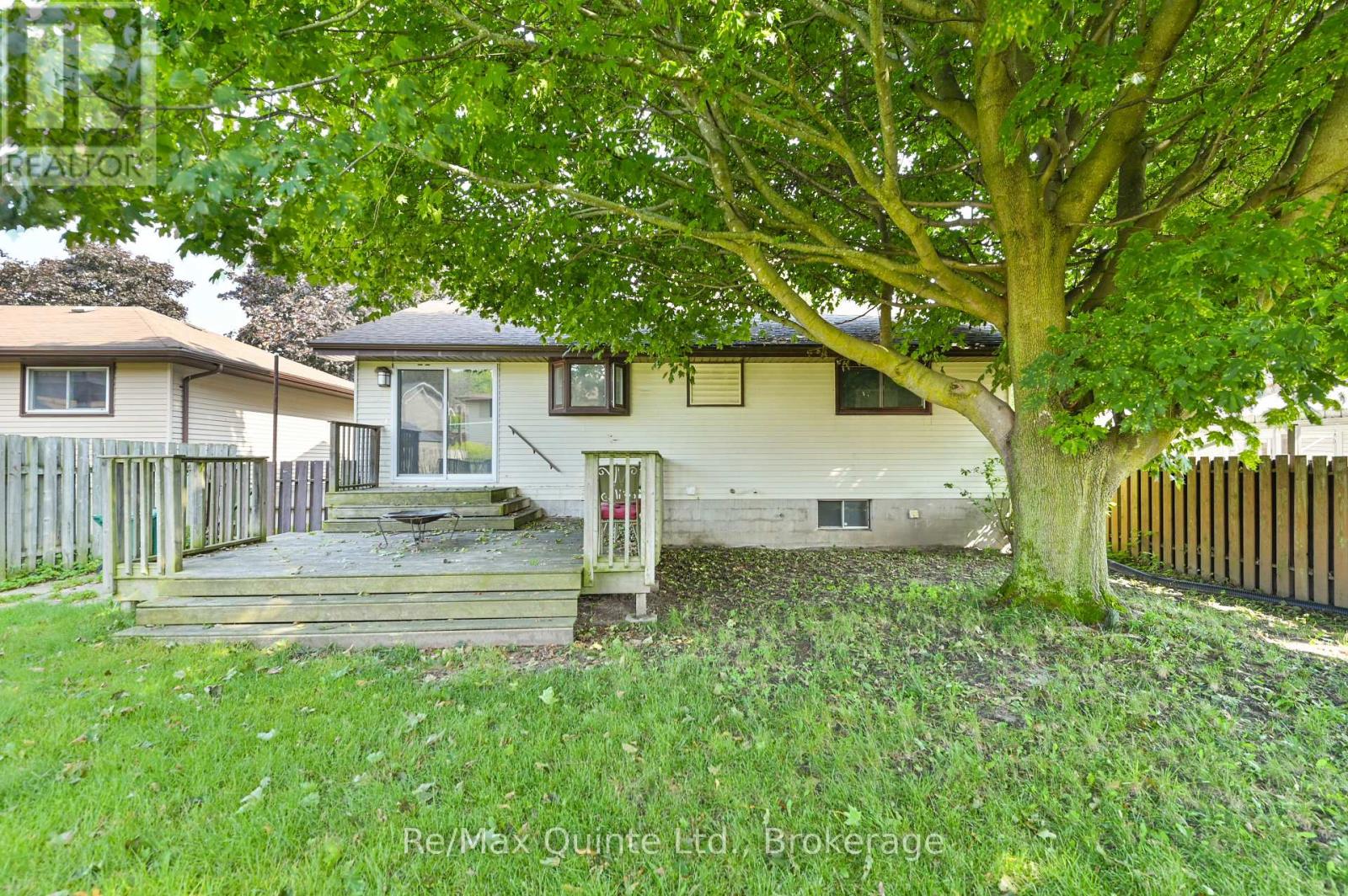 108 NICHOLAS STREET - 32