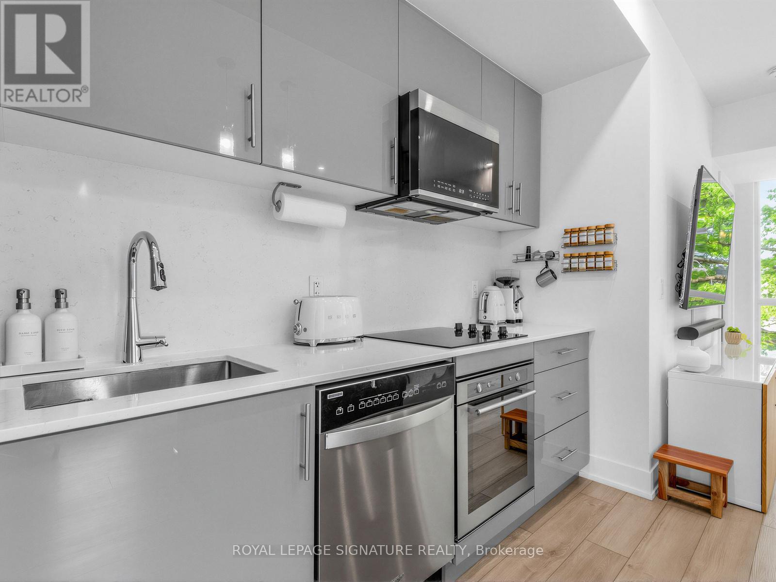 #204 1316 KINGSTON ROAD - 10