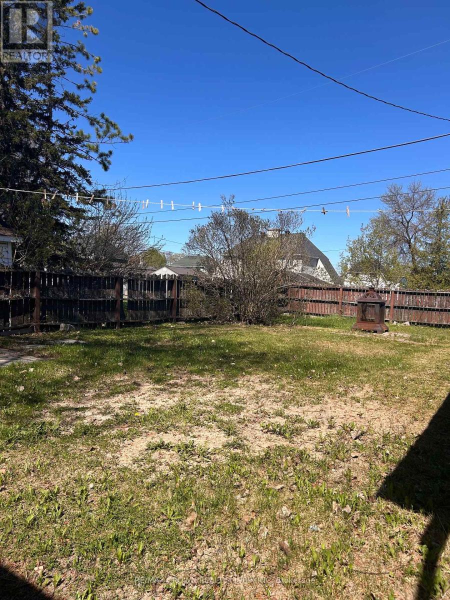 37 CAIN AVENUE - 19