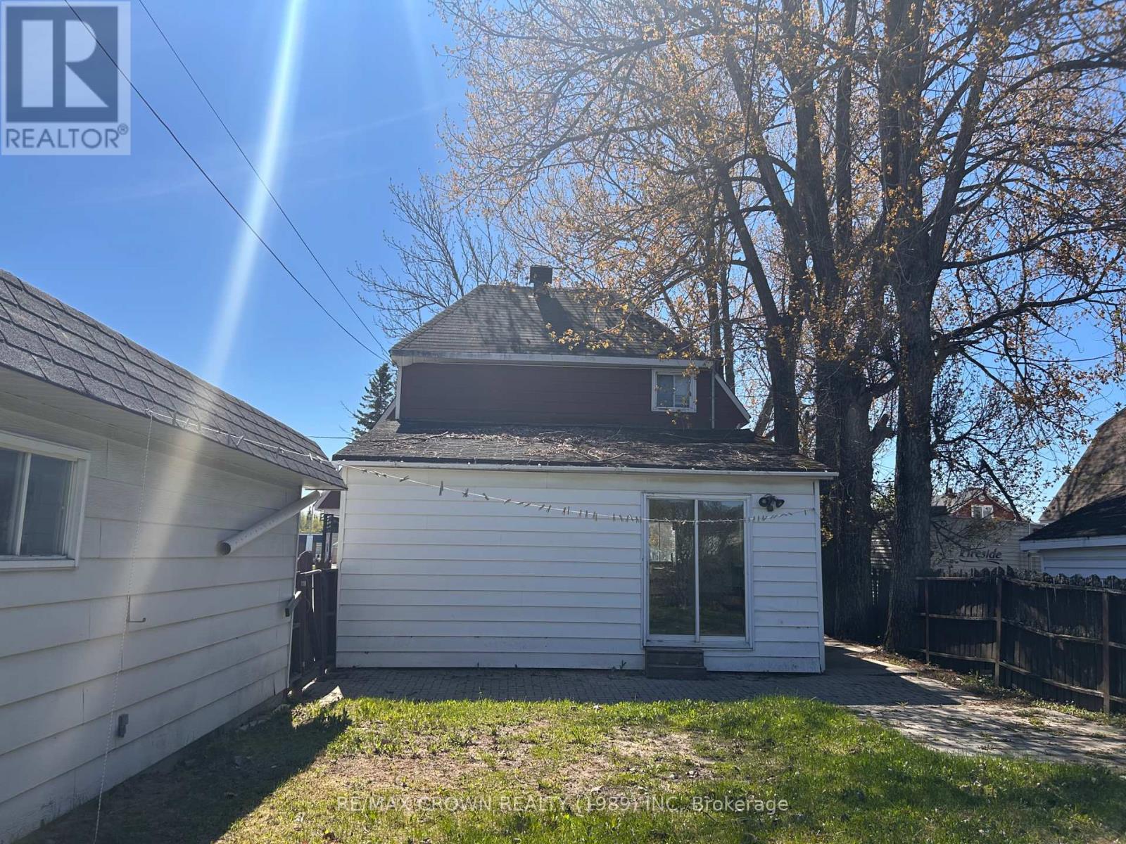 37 CAIN AVENUE - 21