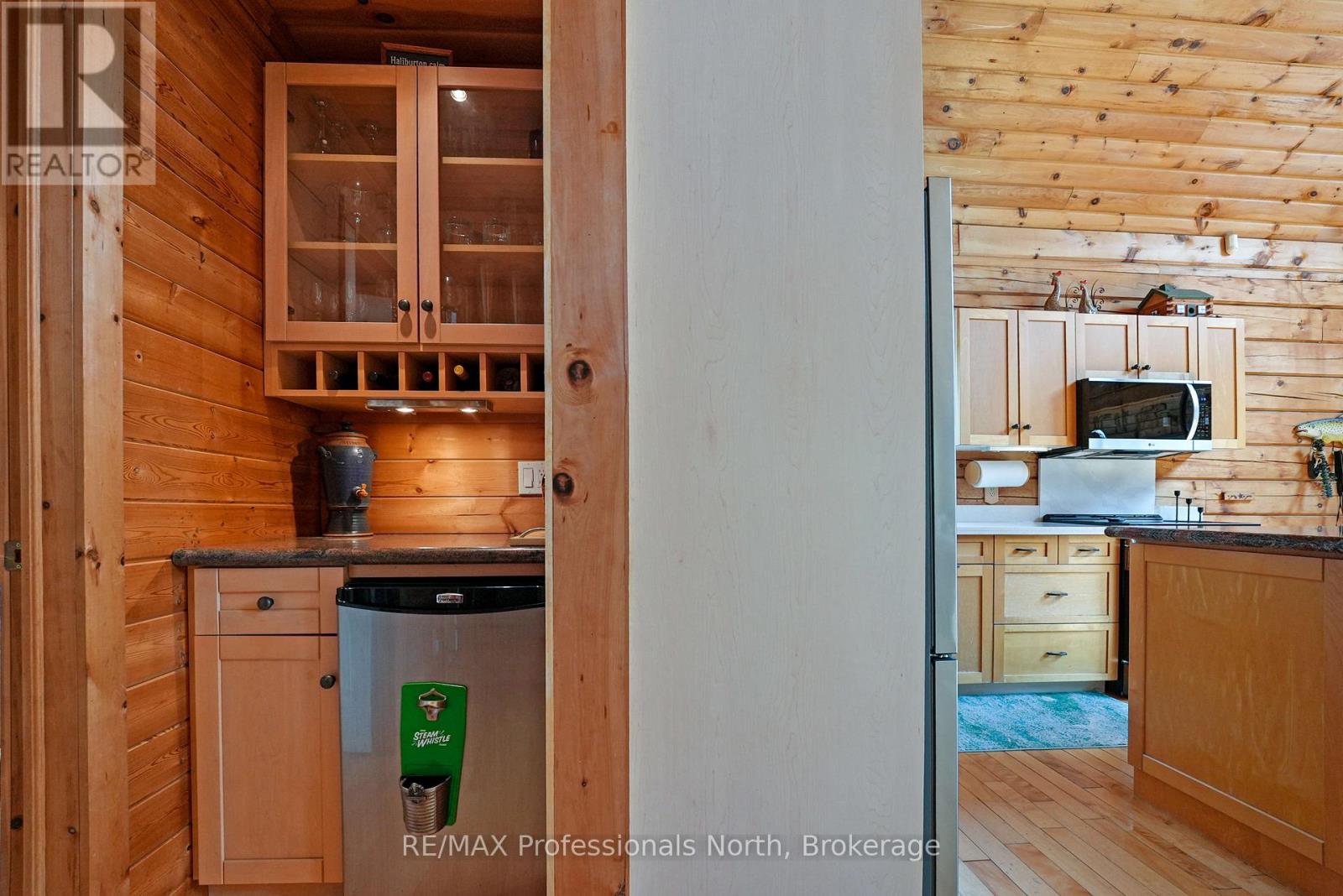 3047 HARBURN ROAD - 19