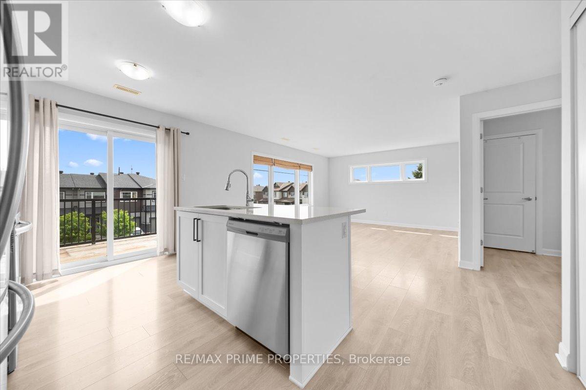 2 Bed, 2 Bath House for Sale in Ottawa – B – 700 AMBERWING PRIVATE, Ottawa – MLS# X13419606 - Image 17