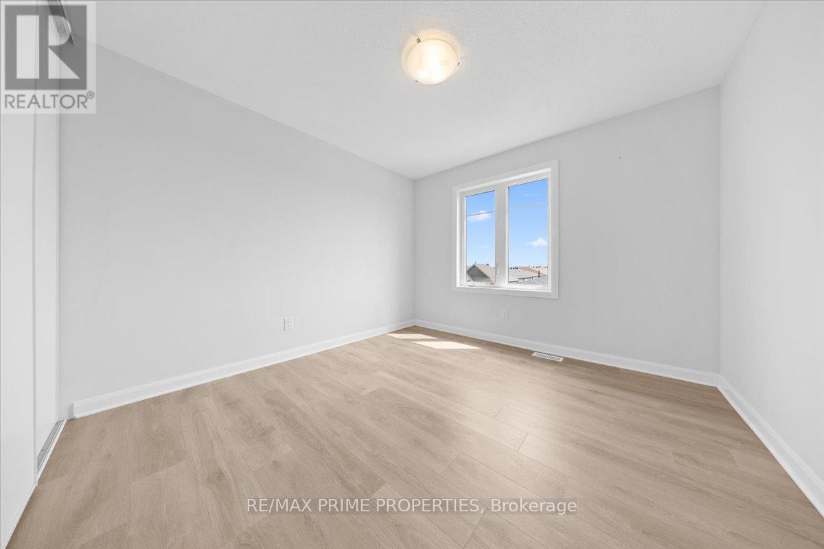 2 Bed, 2 Bath House for Sale in Ottawa – B – 700 AMBERWING PRIVATE, Ottawa – MLS# X13419606 - Image 24