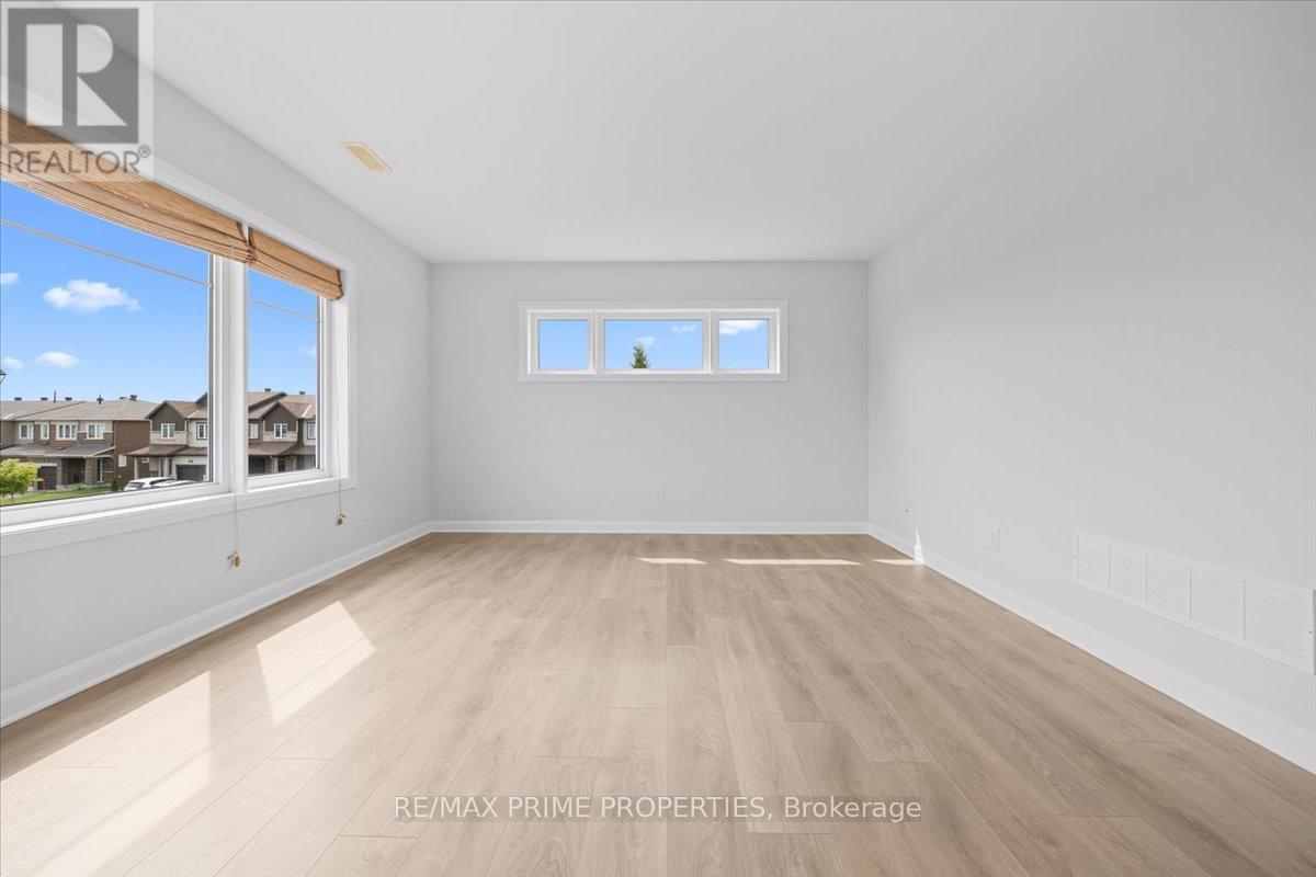 2 Bed, 2 Bath House for Sale in Ottawa – B – 700 AMBERWING PRIVATE, Ottawa – MLS# X13419606 - Image 6