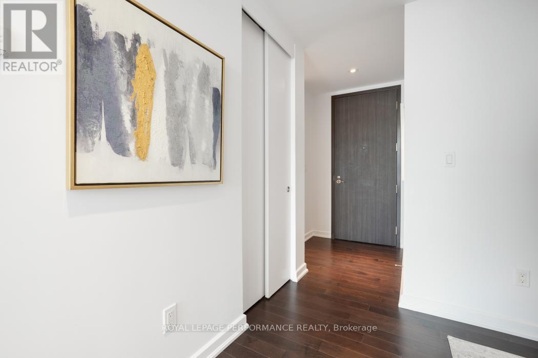 #702 300 LISGAR STREET - 3