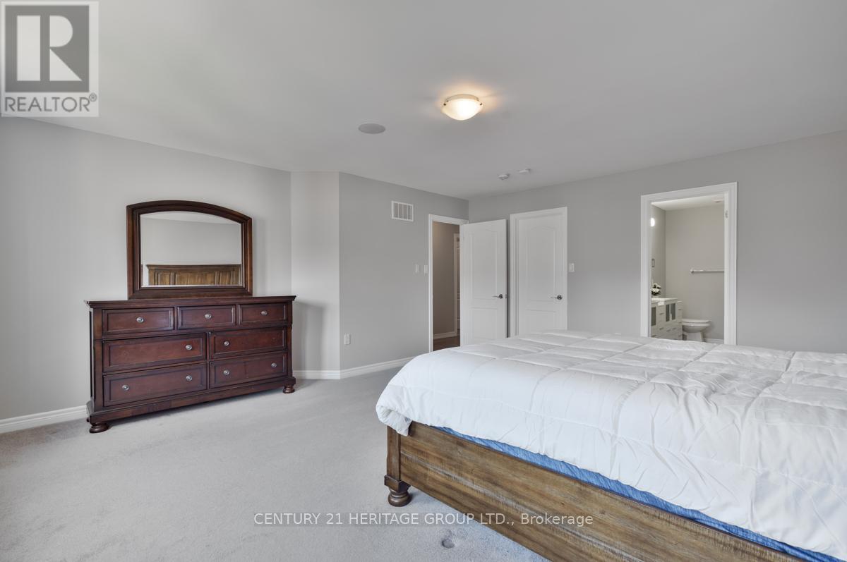 33 PROSSER CRESCENT - 18