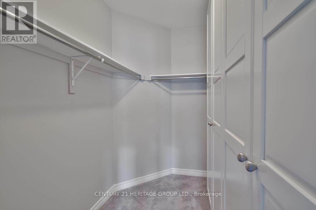 33 PROSSER CRESCENT - 21