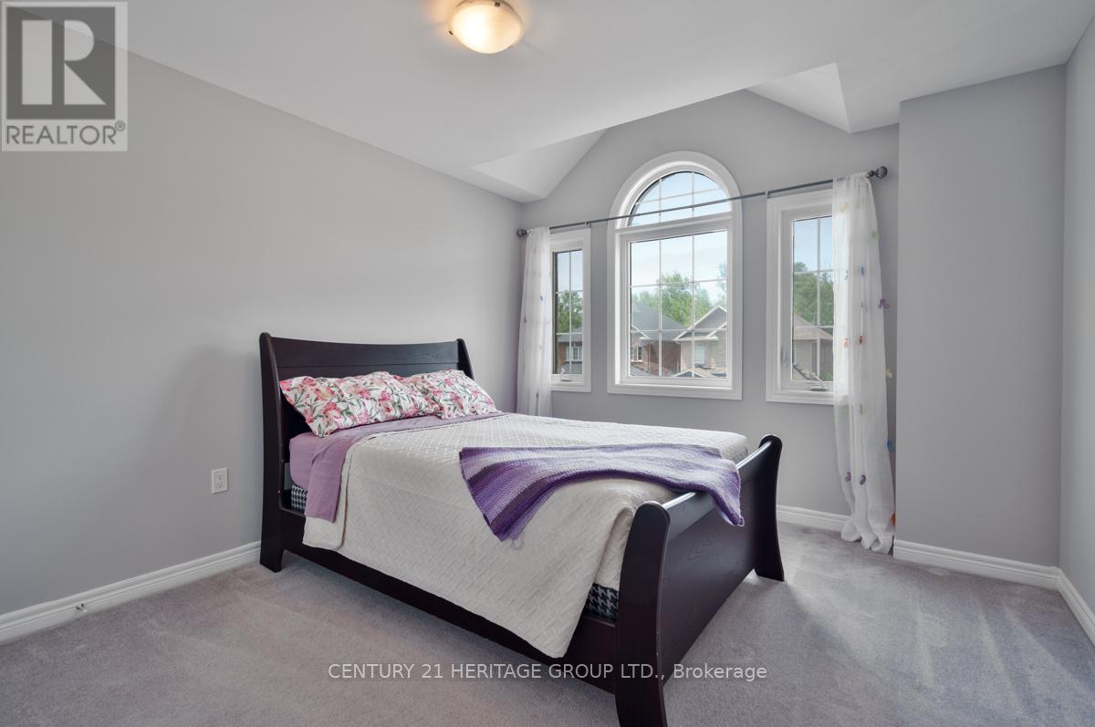 33 PROSSER CRESCENT - 22