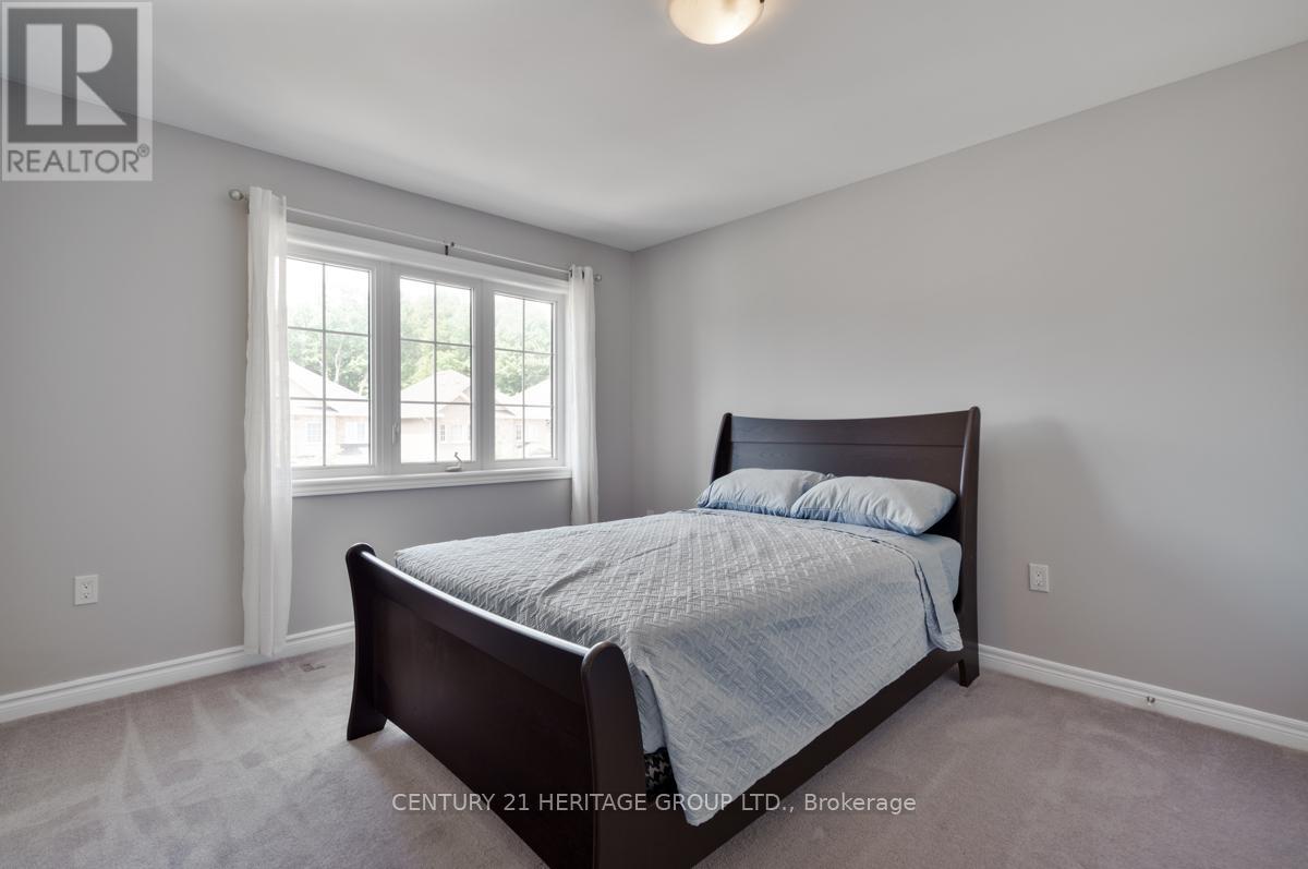33 PROSSER CRESCENT - 27
