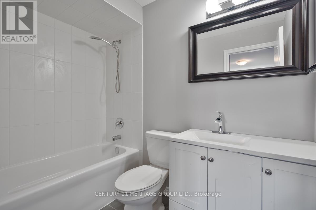 33 PROSSER CRESCENT - 30