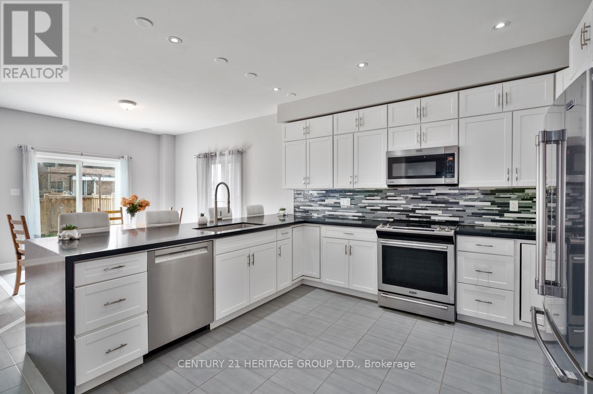 33 PROSSER CRESCENT - 7