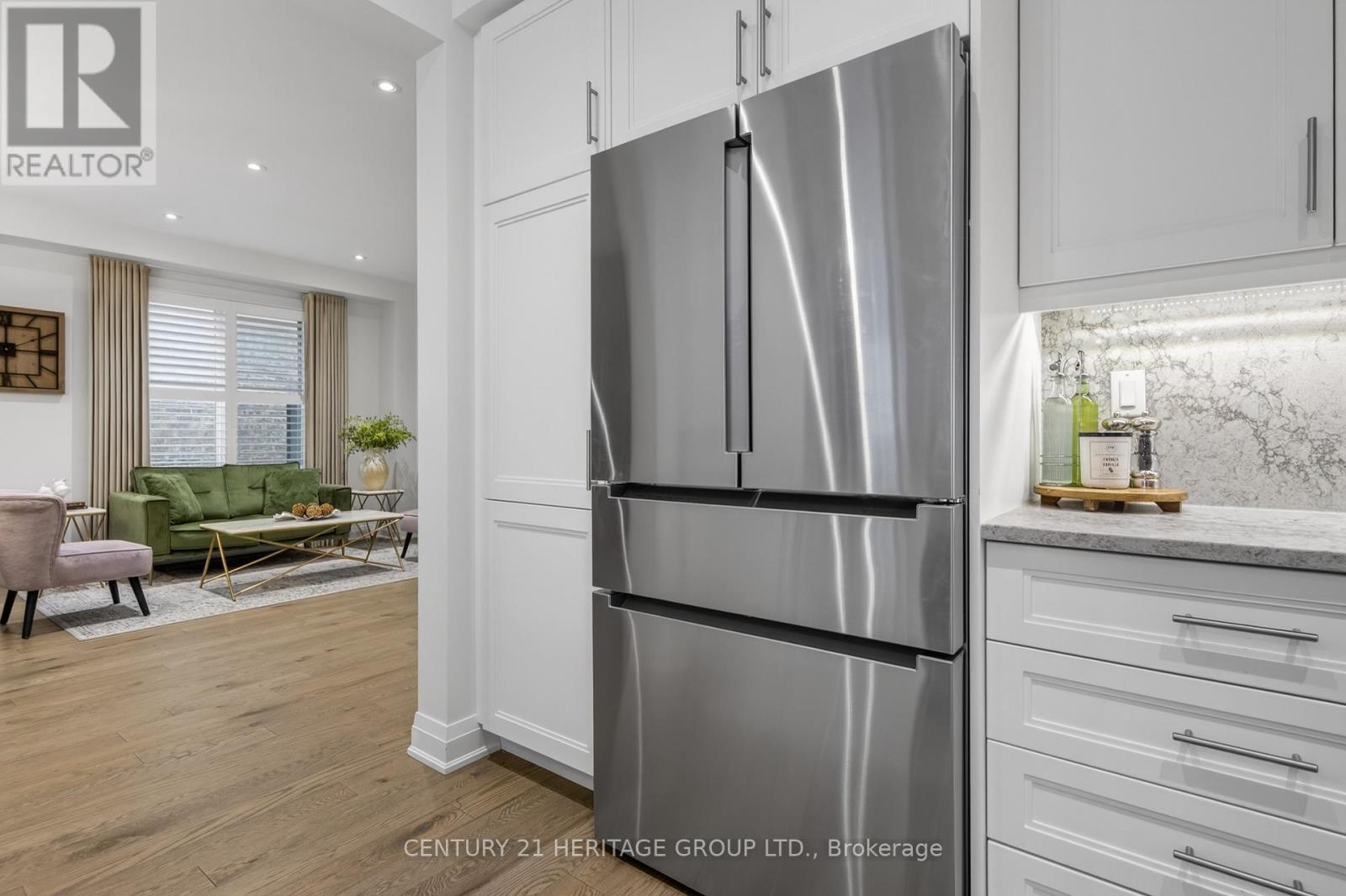96 BARTRAM CRESCENT - 12
