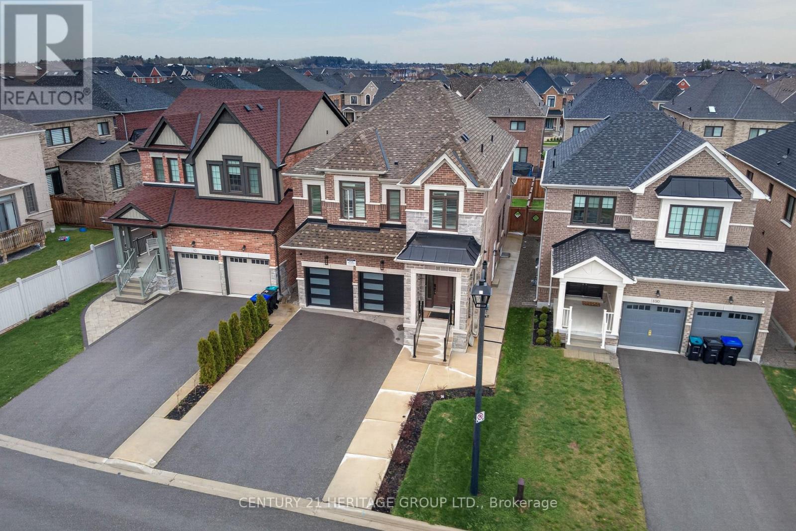 96 BARTRAM CRESCENT - 2
