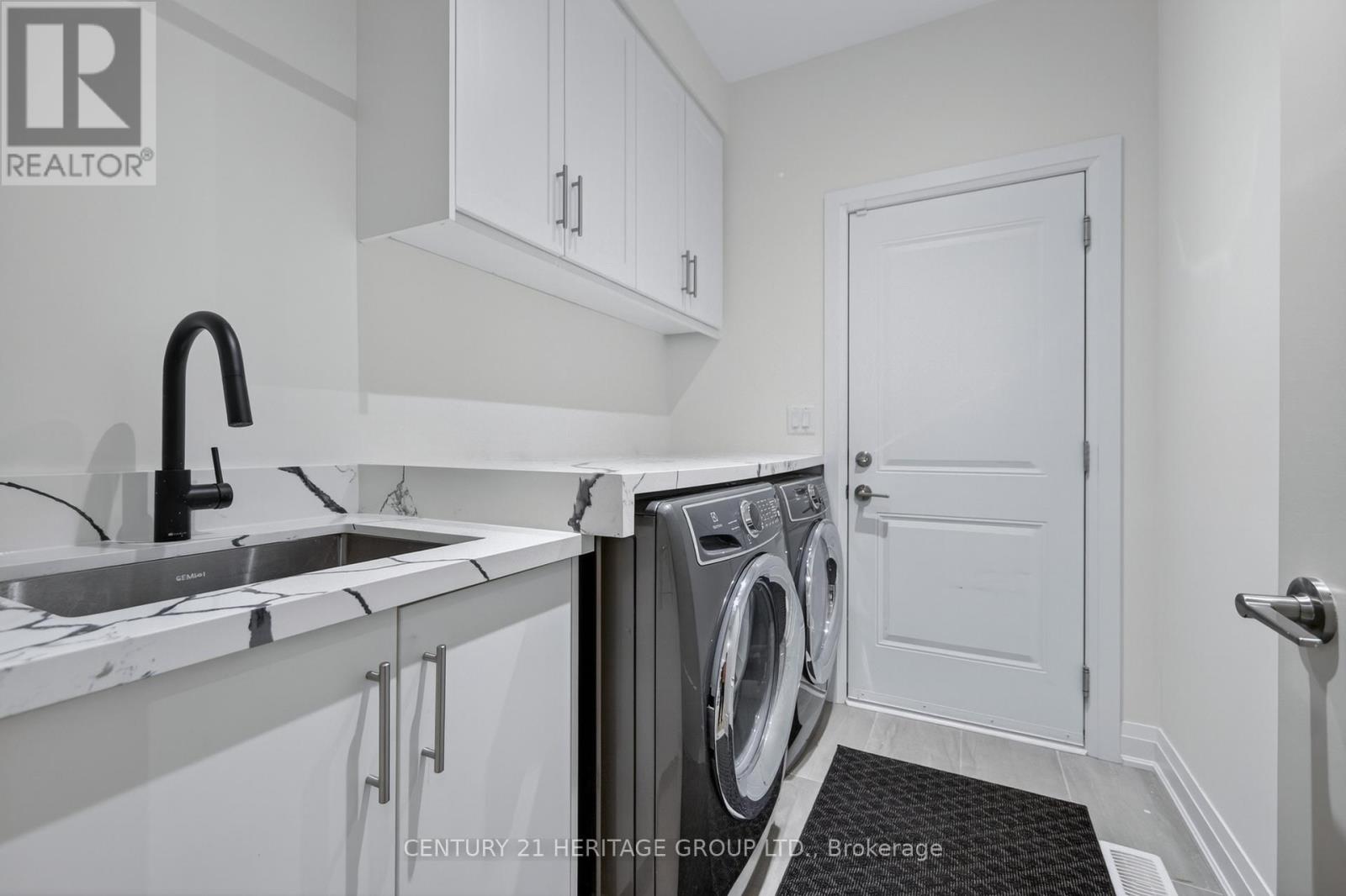 96 BARTRAM CRESCENT - 21