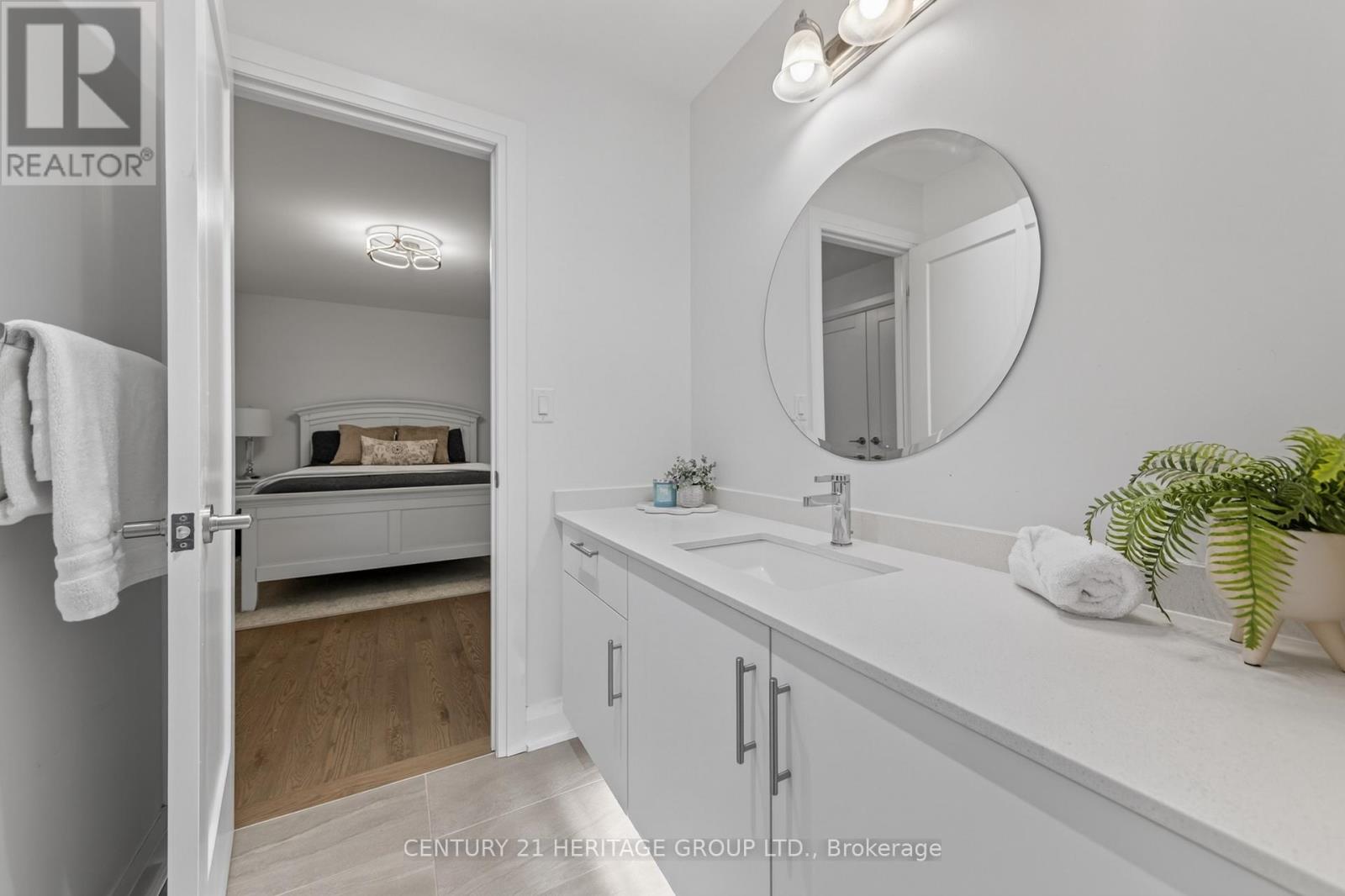96 BARTRAM CRESCENT - 26
